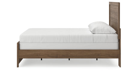 Broachmyn Auburn Queen Panel Bed, Dresser and Mirror from Ashley Furniture - Luna Furniture