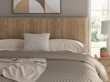 Gramburg Warm Natural Brown King Panel Bed from Ashley Furniture - Luna Furniture