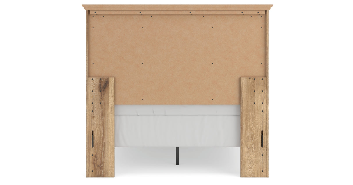 Makidern Tan Full Panel Bed, Dresser and Mirror from Ashley - Luna Furniture