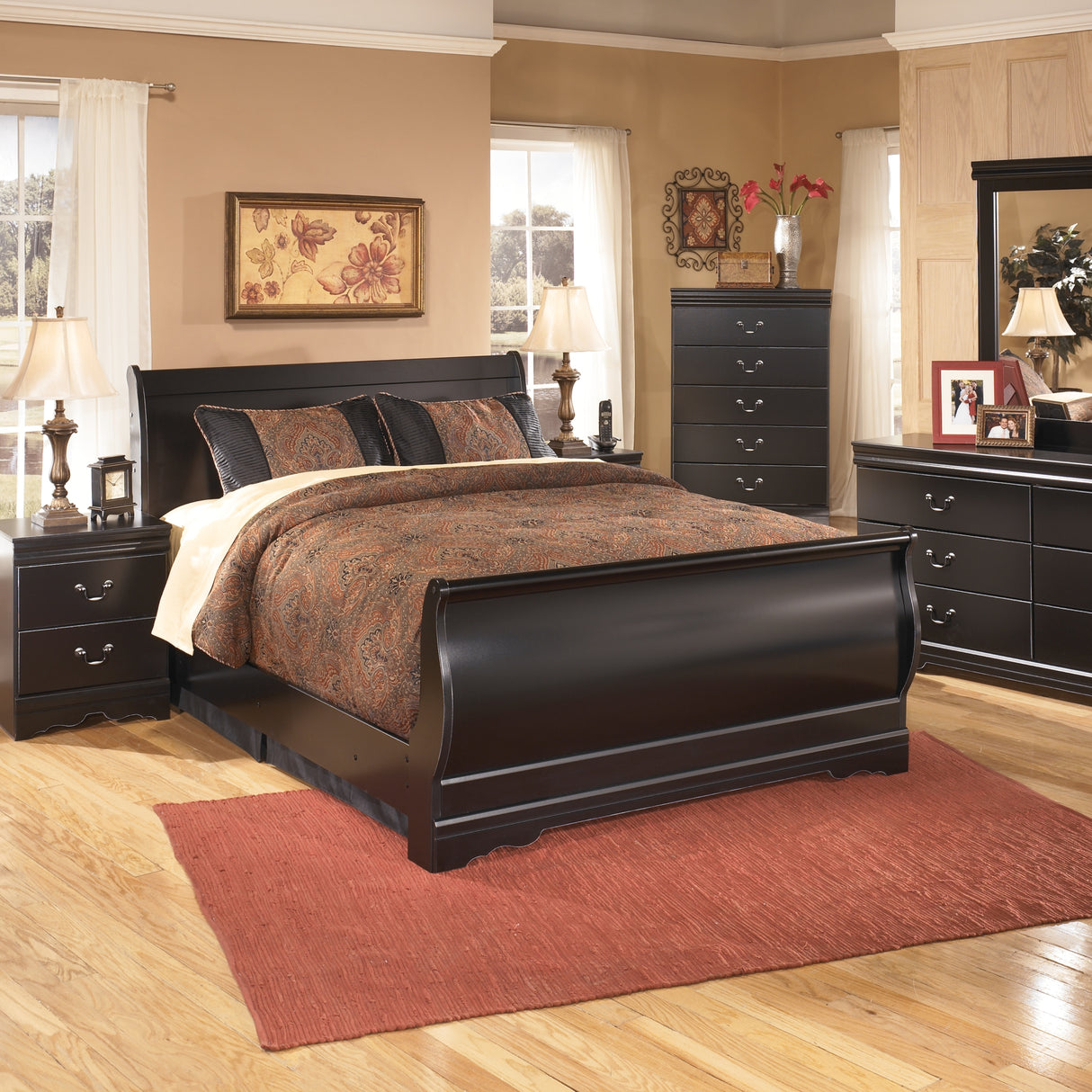 Huey Vineyard Black Dresser and Mirror from Ashley Furniture - Luna Furniture