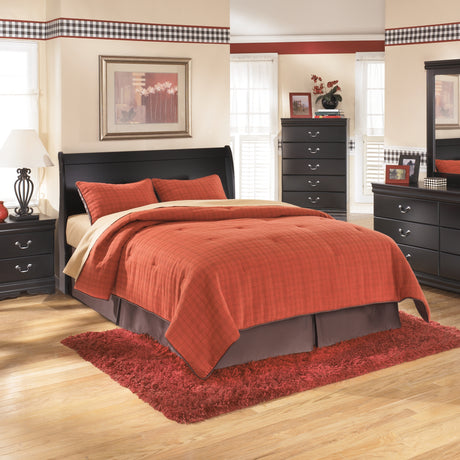 Huey Vineyard Queen Sleigh Headboard Bed with Mirrored Dresser, Chest and Nightstand in Black from Ashley Furniture - Luna Furniture