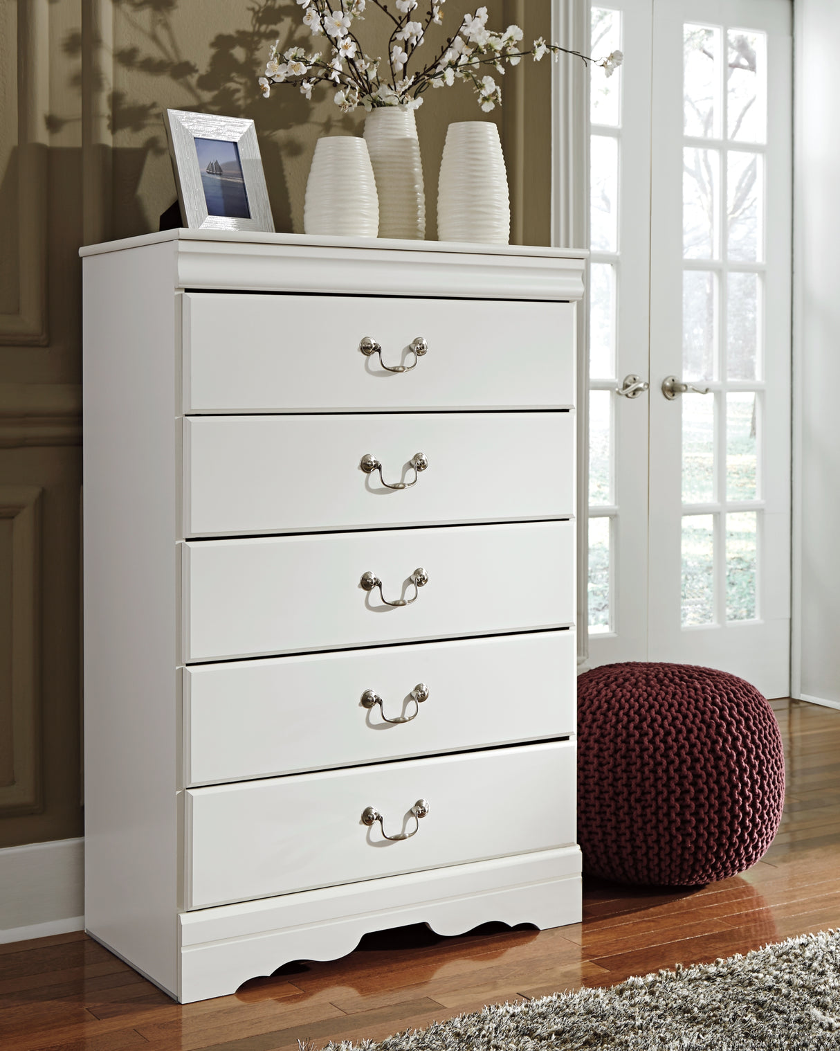 Anarasia White Chest and 2 Nightstands from Ashley Furniture - Luna Furniture