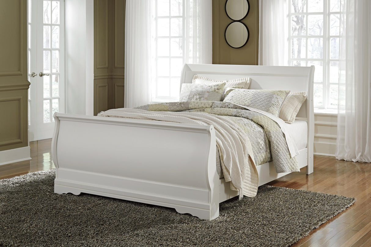 Anarasia Queen Sleigh Bed with Dresser in White from Ashley Furniture - Luna Furniture