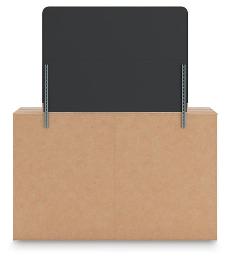 Kinlanni Queen Panel Bed, Dresser and Nightstand from Ashley - Luna Furniture