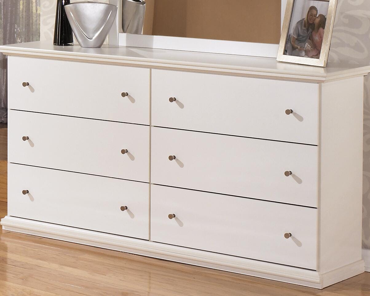Bostwick Shoals Queen Panel Bed with Dresser in White from Ashley - Luna Furniture
