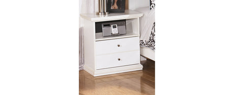 Bostwick Shoals Queen Panel Bed with Mirrored Dresser, Chest and Nightstand in White from Ashley - Luna Furniture