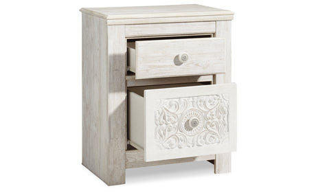 Paxberry Queen Panel Bed with Mirrored Dresser, Chest and 2 Nightstands in Whitewash from Ashley - Luna Furniture