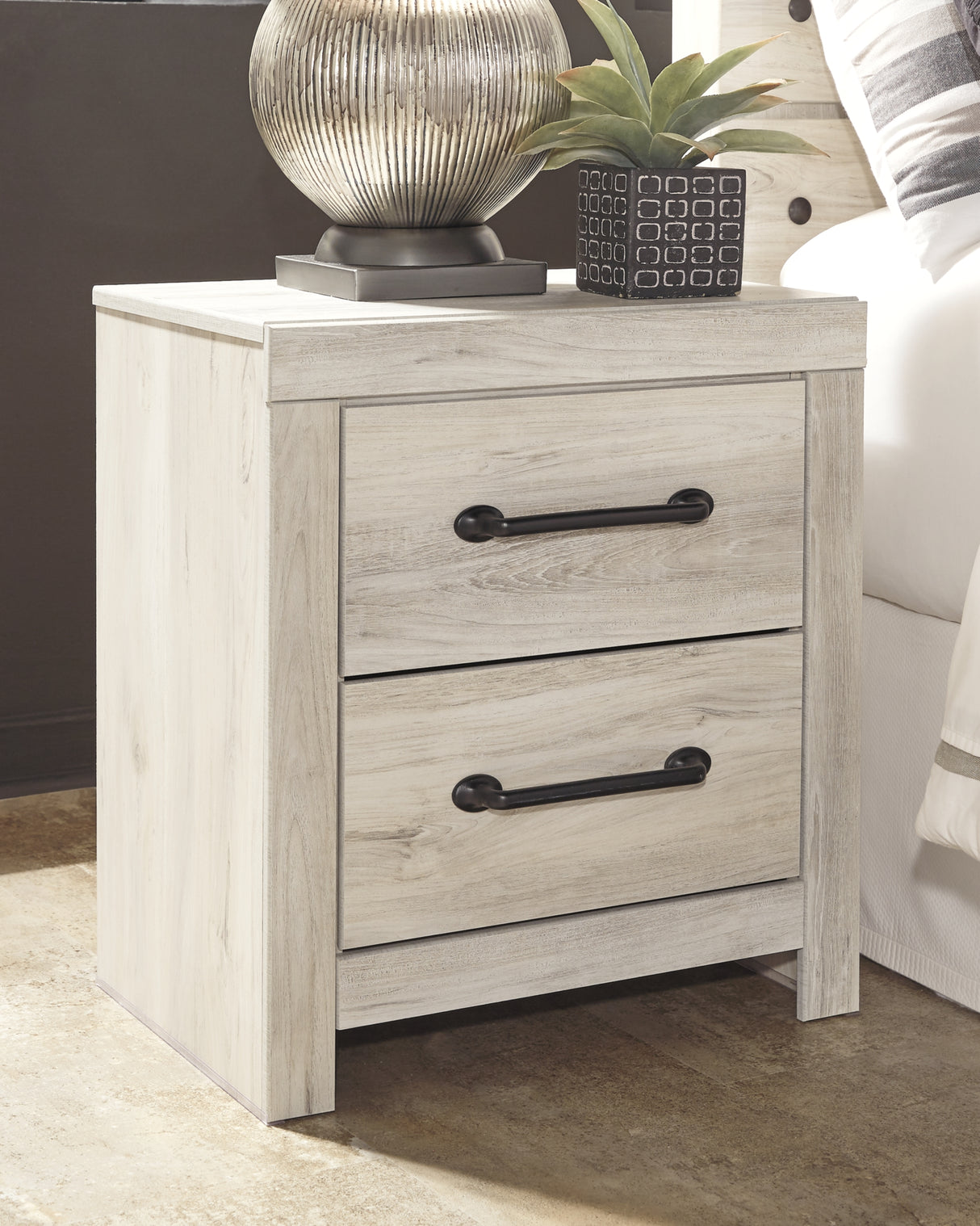 Cambeck Full Panel Bed with Mirrored Dresser, Chest and 2 Nightstands in Whitewash from Ashley Furniture - Luna Furniture