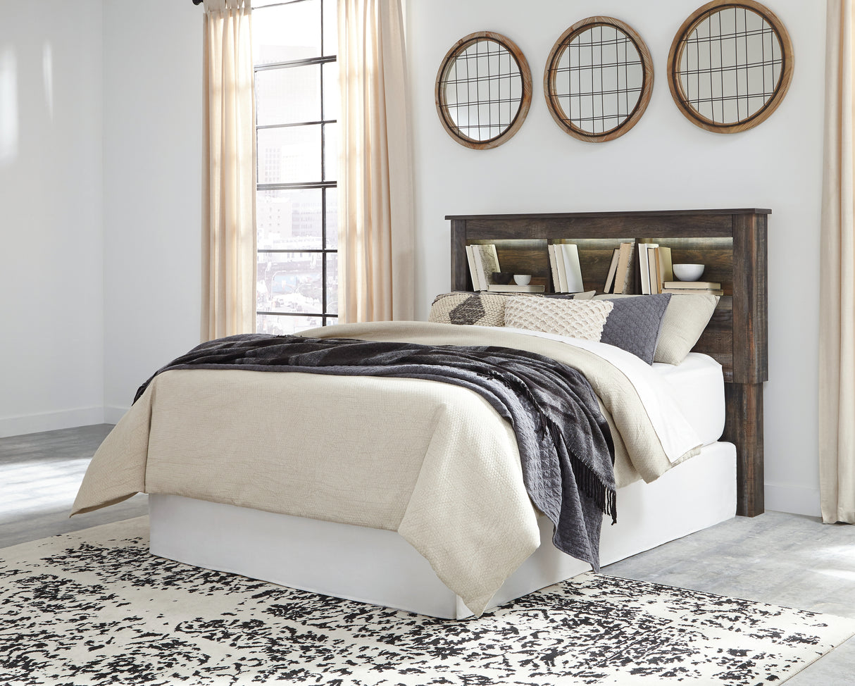 Drystan Queen/Full Bookcase Headboard Bed with Mirrored Dresser and Chest in Multi from Ashley Furniture - Luna Furniture