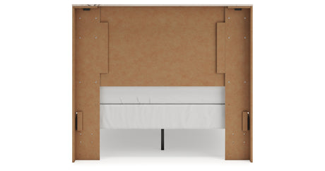 Lawroy Full Panel Bed with Mirrored Dresser, Chest and 2 Nightstands in Light Natural from Ashley - Luna Furniture