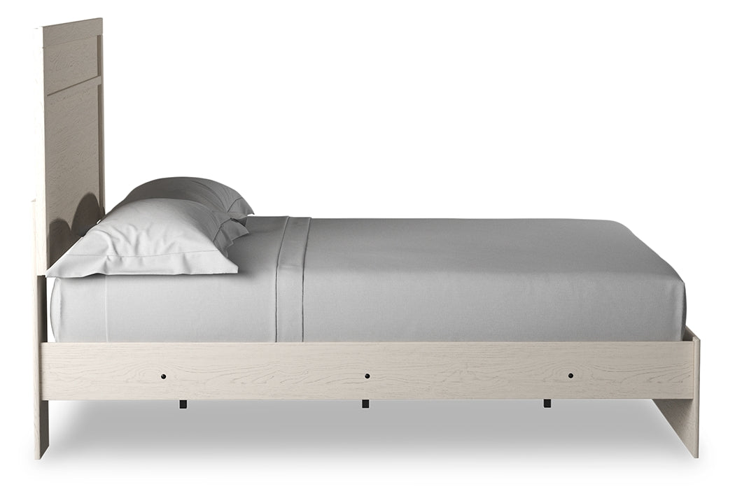 Stelsie White Queen Panel Bed with Dresser, Mirror and Nightstand from Ashley Furniture - Luna Furniture