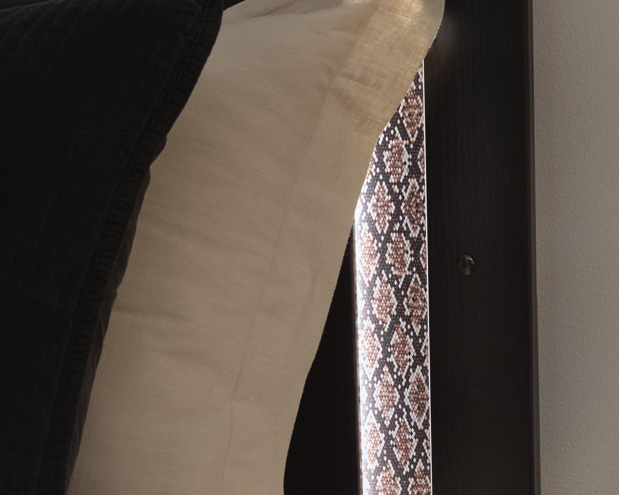 Brendant Queen Panel Bed from Ashley - Luna Furniture