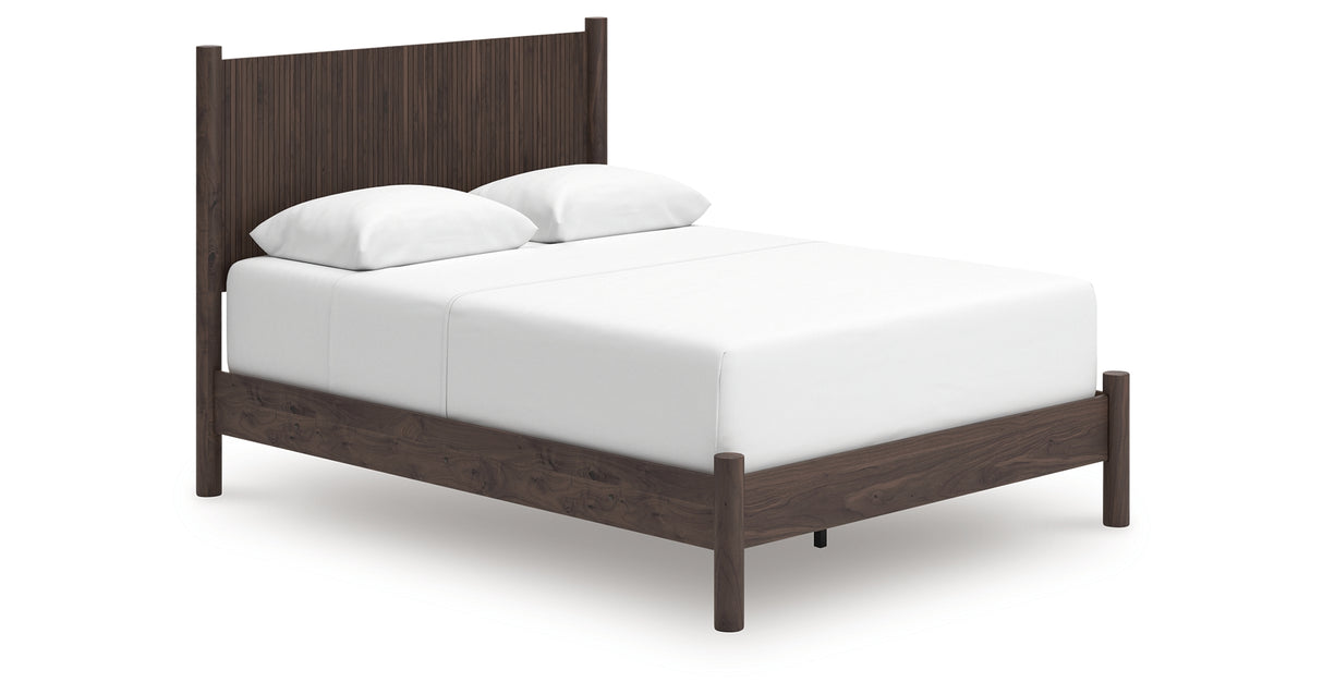 Pamytta Brown Queen Panel Bed from Ashley Furniture - Luna Furniture