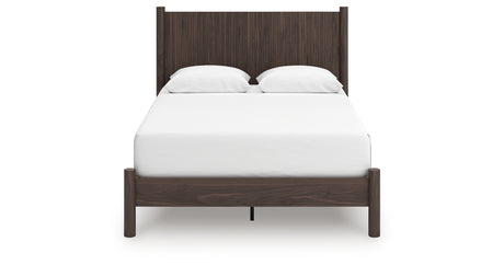 Pamytta Brown Queen Panel Platform Bed from Ashley Furniture - Luna Furniture