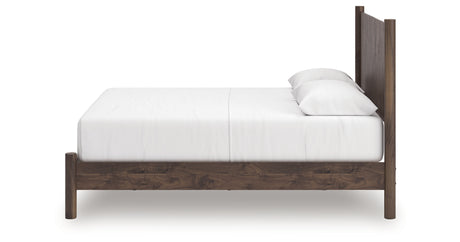 Pamytta Brown Queen Panel Platform Bed from Ashley Furniture - Luna Furniture
