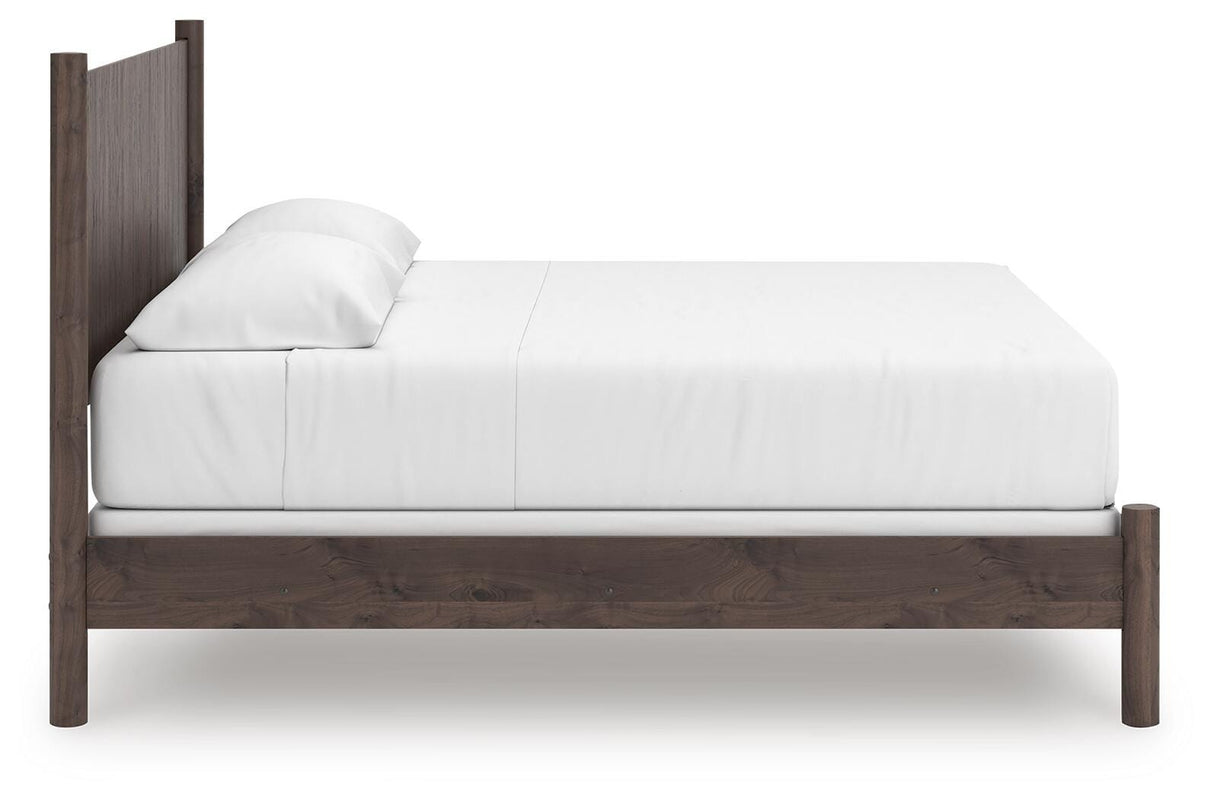 Pamytta Brown King Panel Bed from Ashley Furniture - Luna Furniture