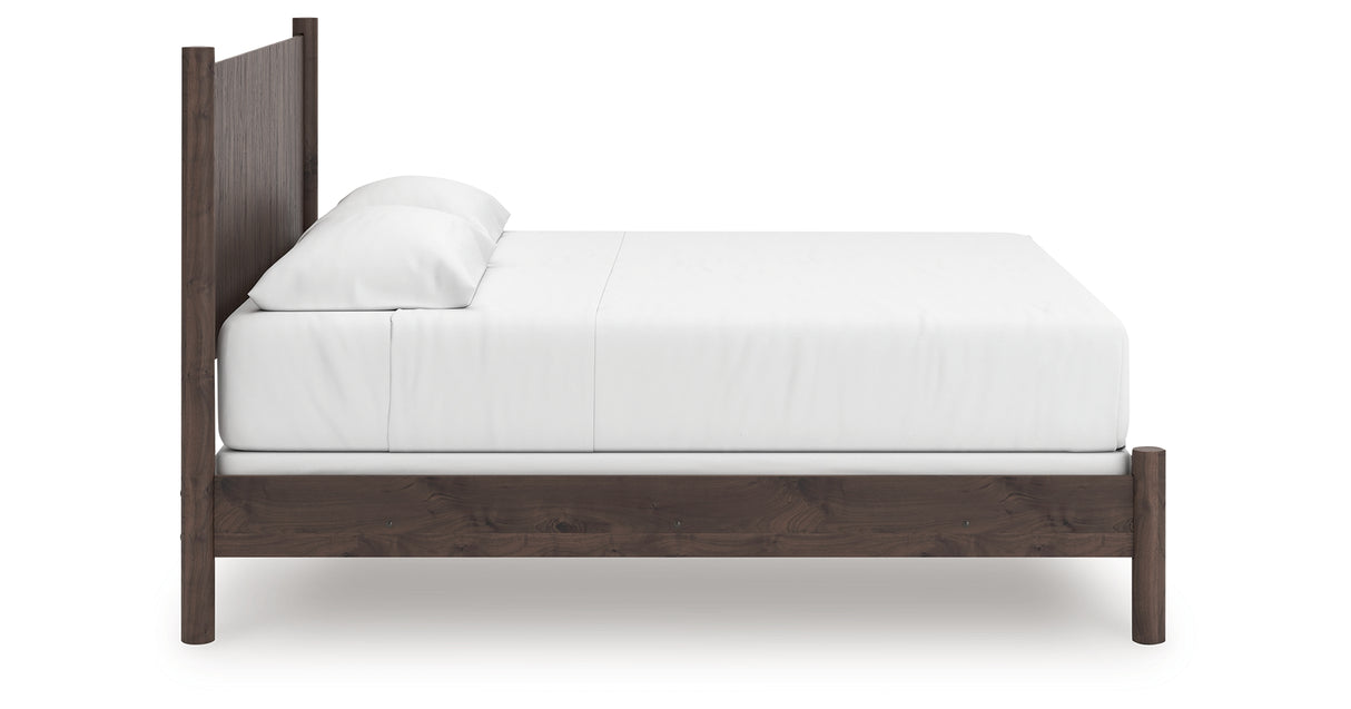 Pamytta Brown King Panel Bed from Ashley Furniture - Luna Furniture
