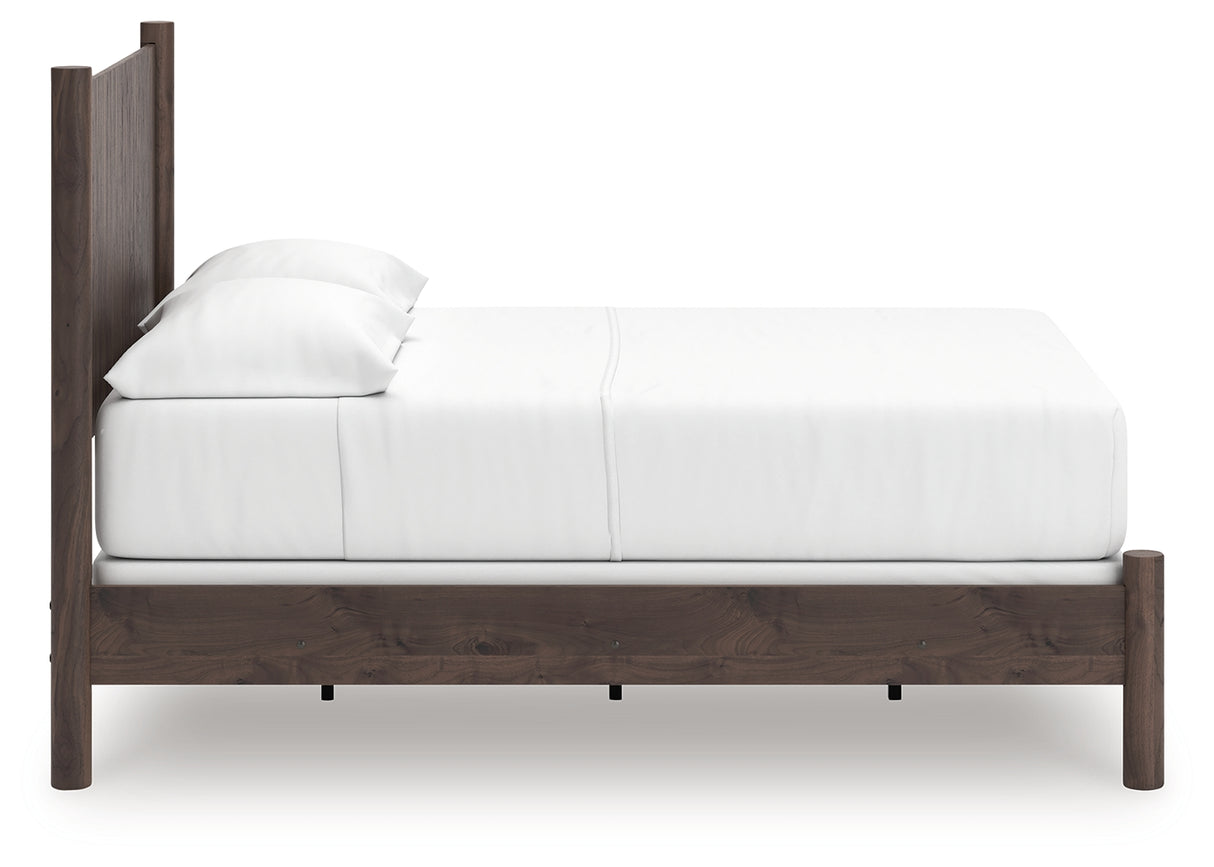 Pamytta Brown Full Panel Bed, Dresser and Mirror from Ashley Furniture - Luna Furniture