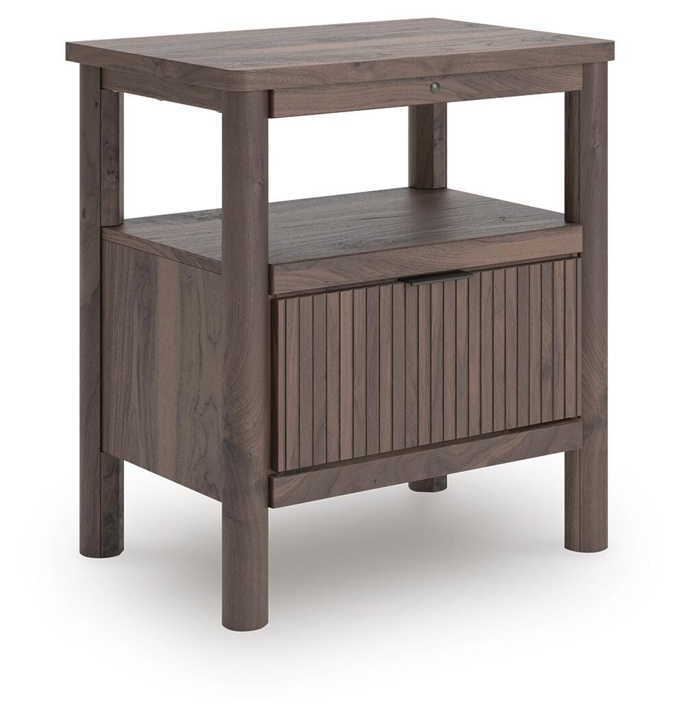 Pamytta Queen Panel Bed, Dresser, Mirror and Nightstand from Ashley - Luna Furniture