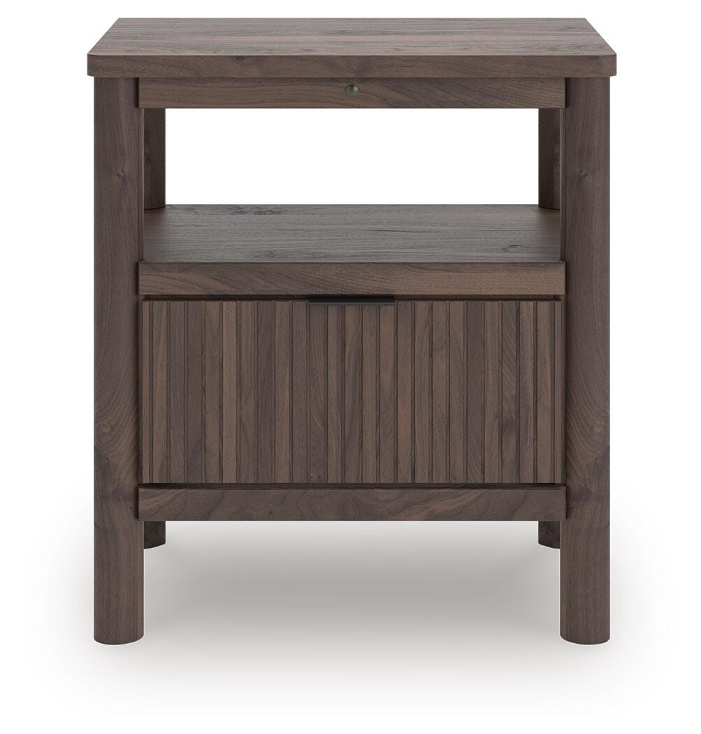 Pamytta Queen Panel Bed, Dresser, Mirror and Nightstand from Ashley - Luna Furniture