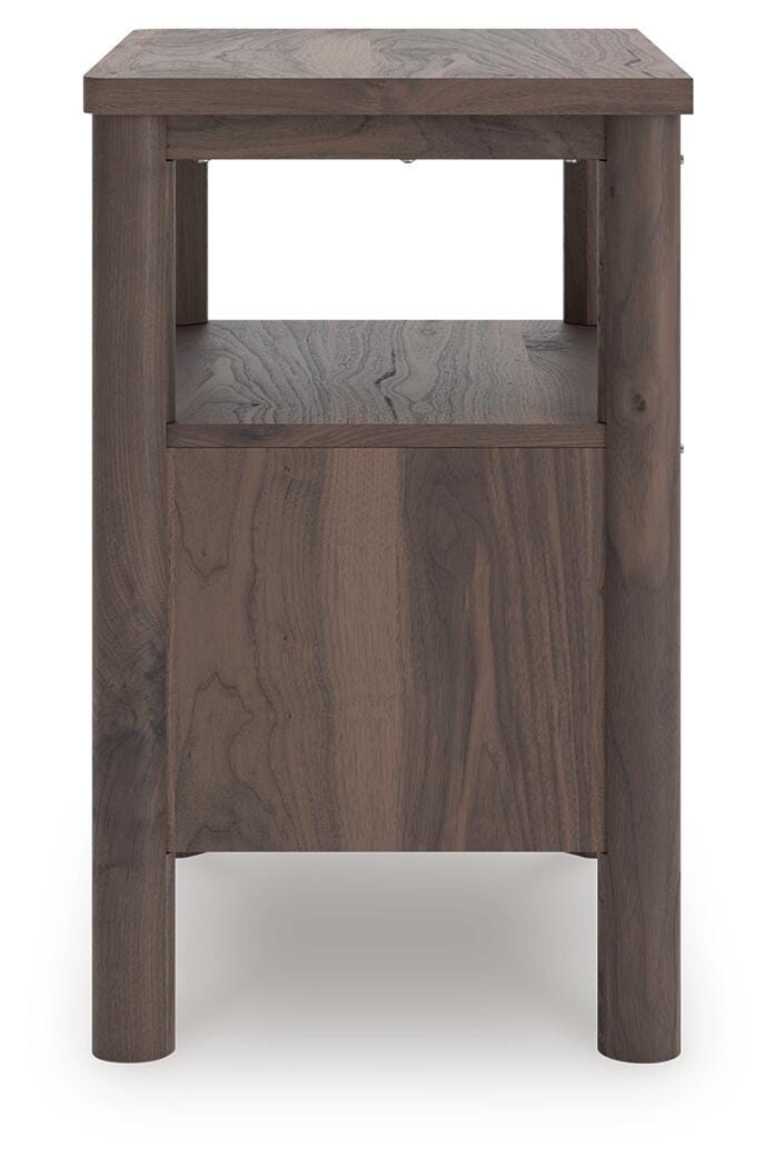 Pamytta Queen Panel Bed, Dresser, Mirror and Nightstand from Ashley - Luna Furniture