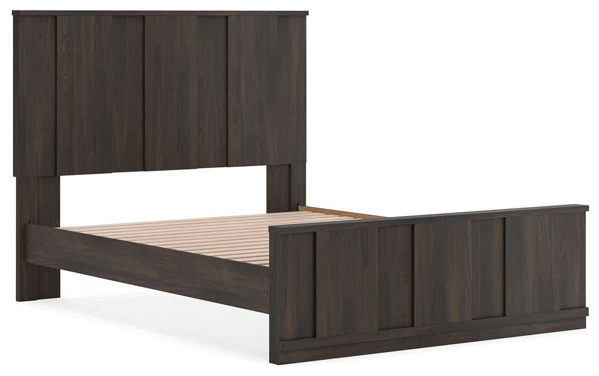 Shaehartin Dark Brown Queen Panel Platform Bed from Ashley - Luna Furniture