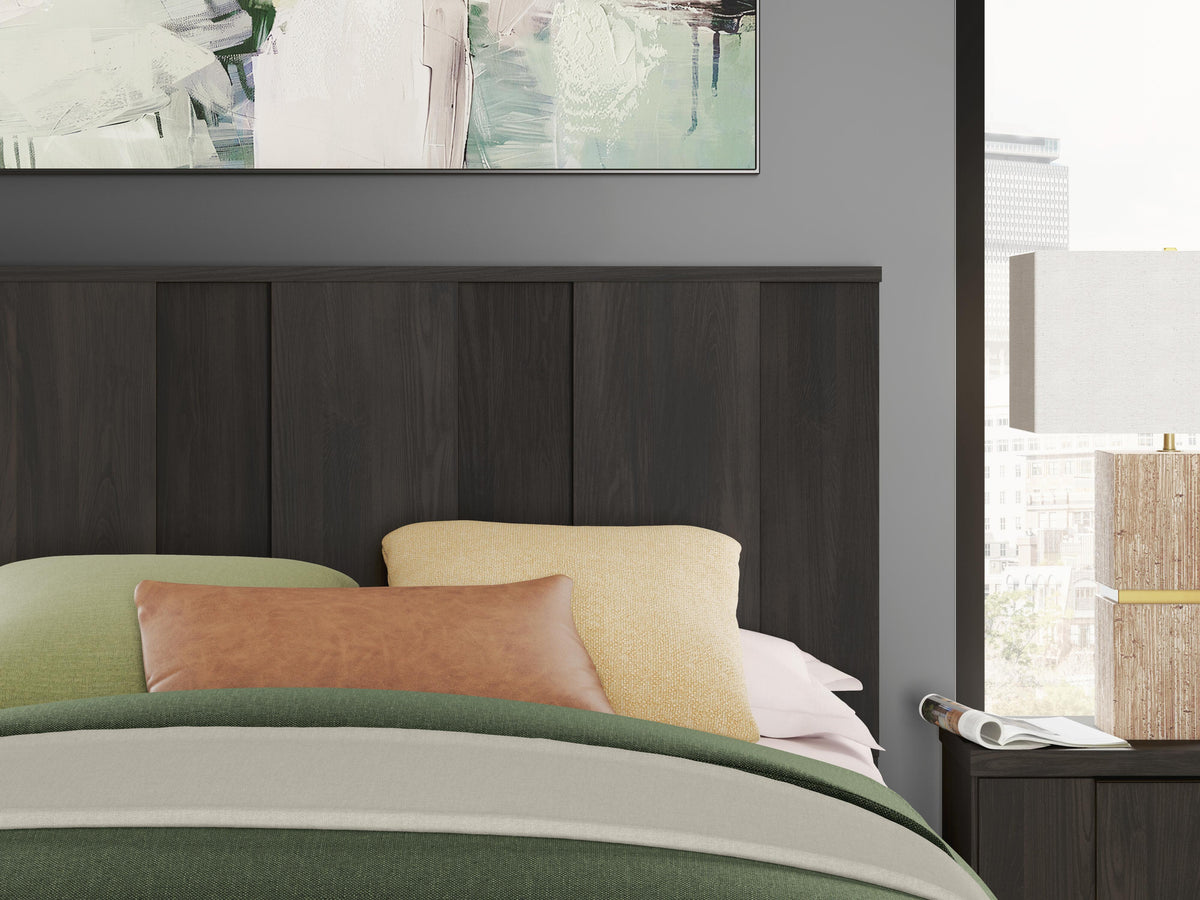 Shaehartin Dark Brown Queen Panel Bed from Ashley - Luna Furniture