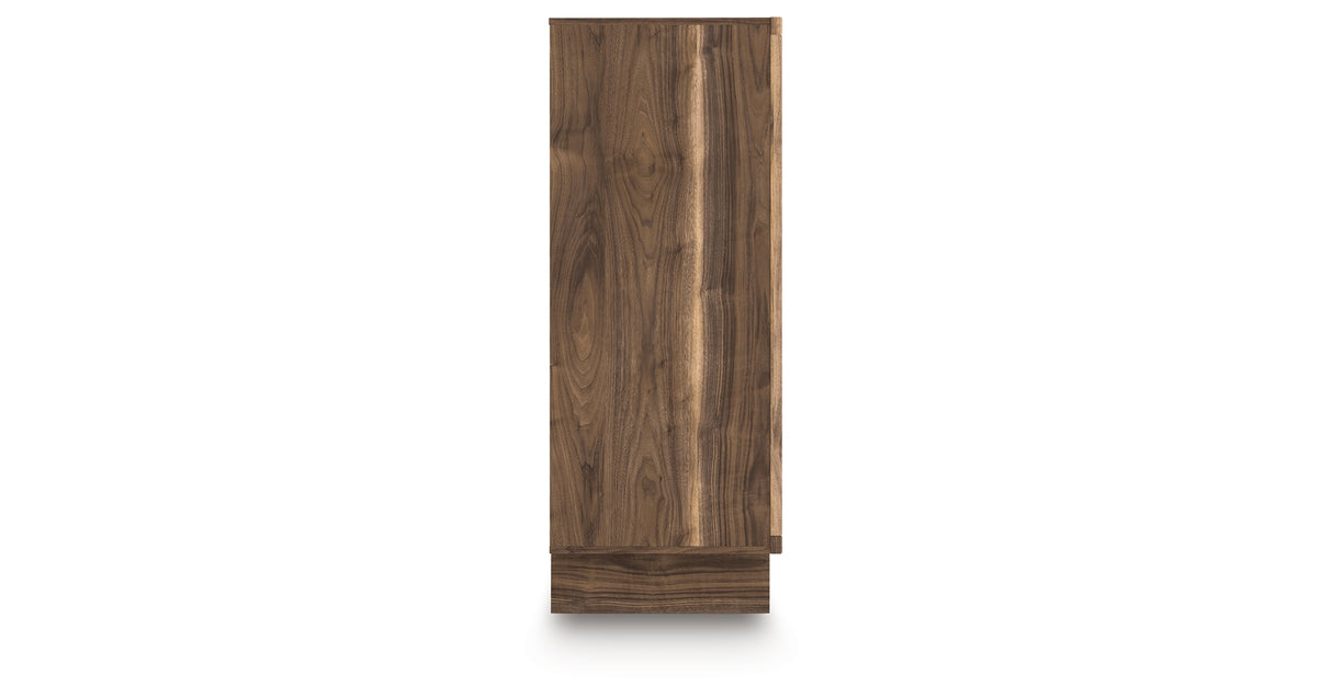 Chirason Brown Wide Chest from Ashley Furniture - Luna Furniture