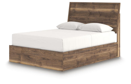 Chirason Brown Queen Bed with Mirrored Dresser from Ashley Furniture - Luna Furniture