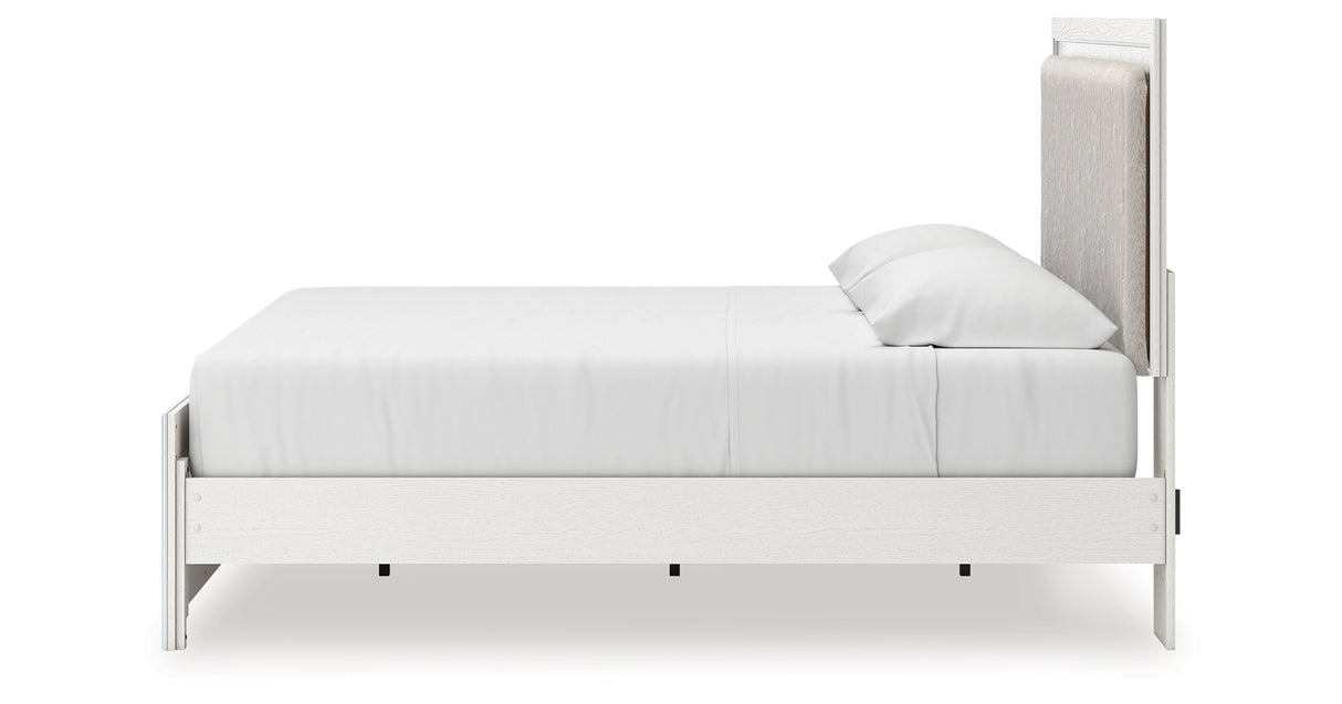 Zuraleus White King Upholstered Panel Bed with Dresser and Chest from Ashley - Luna Furniture