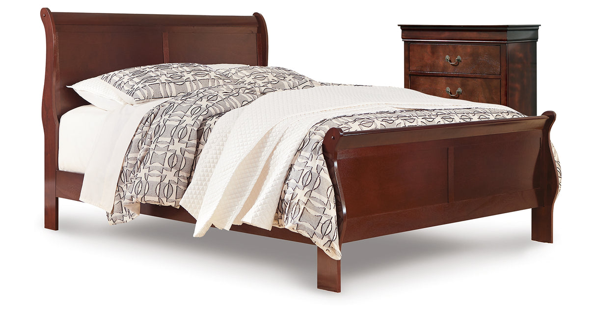 Alisdair Queen Sleigh Bed and Chest from Ashley Furniture - Luna Furniture