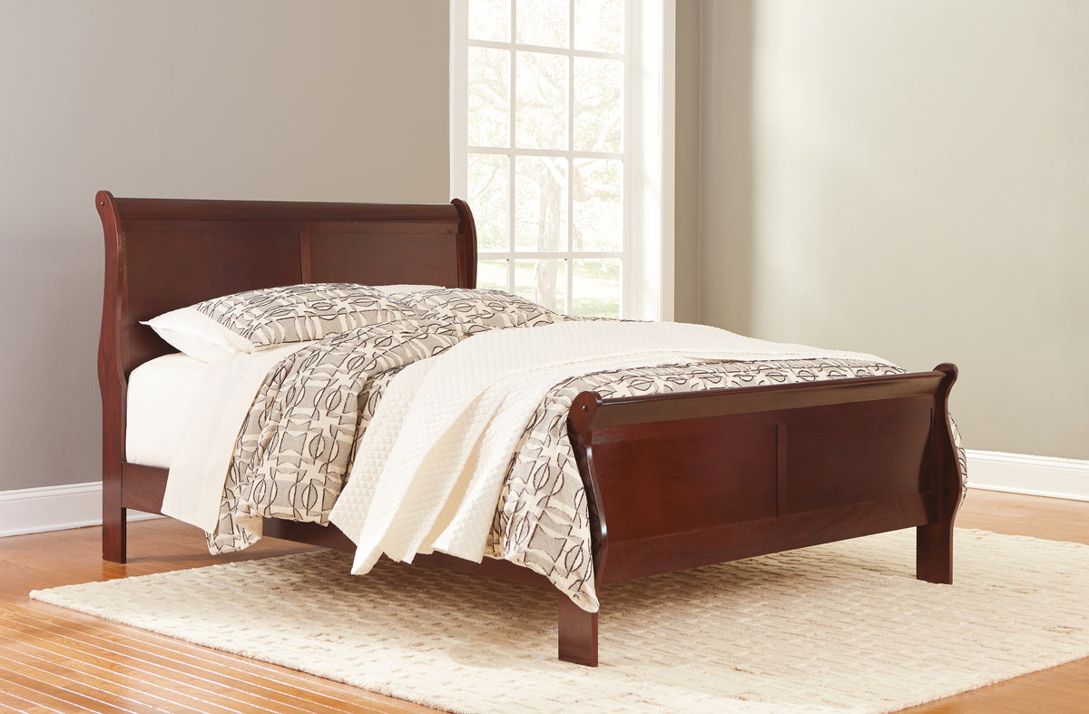 Alisdair Reddish Brown King Sleigh Bed, Dresser, Mirror and Nightstand from Ashley Furniture - Luna Furniture