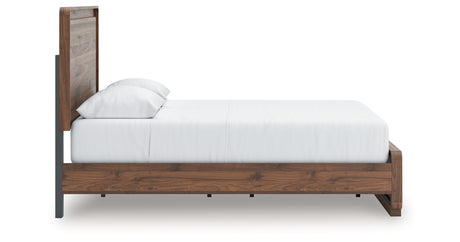 Fortlorn Queen Panel Bed, Dresser, Chest and 2 Nightstands from Ashley Furniture - Luna Furniture