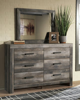 Wynnlow Queen Panel Bed with Mirrored Dresser and 2 Nightstands in Gray from Ashley - Luna Furniture