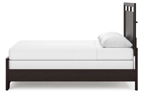 Covetown Dark Brown Queen Panel Bed from Ashley - Luna Furniture