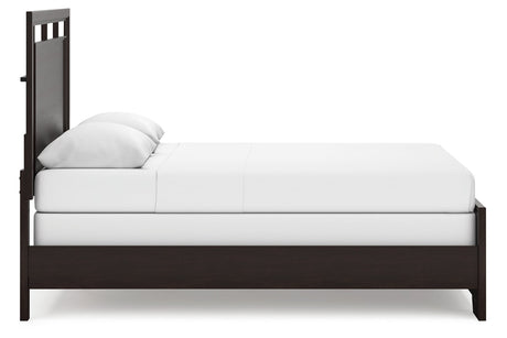 Covetown Dark Brown Queen Panel Bed from Ashley - Luna Furniture