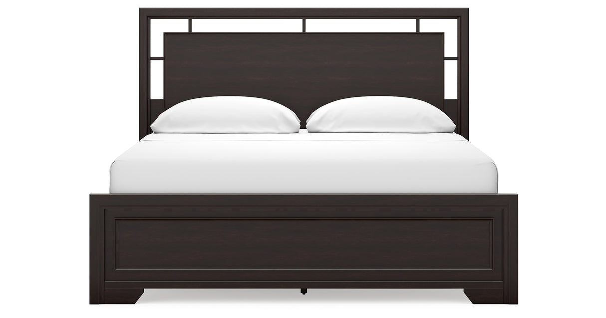 Covetown California King Panel Bed with 2 Nightstands in Dark Brown from Ashley Furniture - Luna Furniture