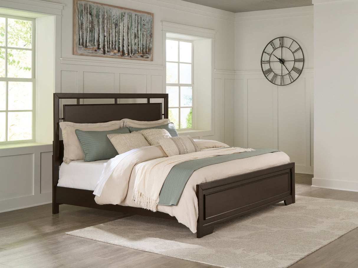 Covetown Dark Brown King Panel Bed from Ashley Furniture - Luna Furniture
