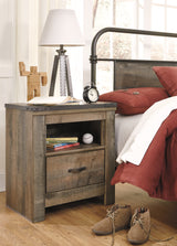 Trinell Brown King/California King Panel Headboard, Dresser, Mirror and Nightstand from Ashley Furniture - Luna Furniture