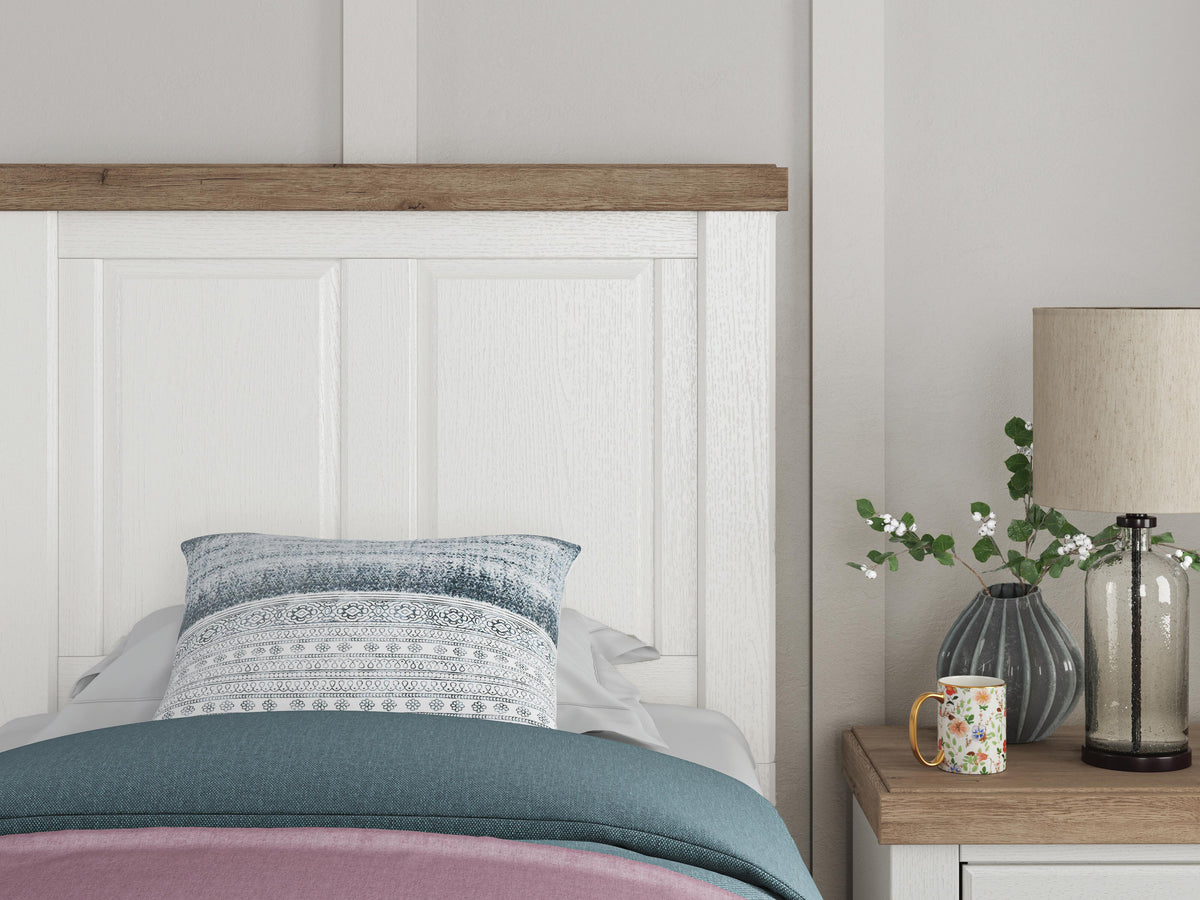 Savonport from Ashley - Luna Furniture