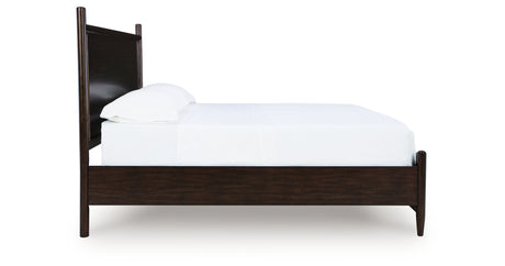 Dantenton Merlot California King Panel Bed from Ashley Furniture - Luna Furniture