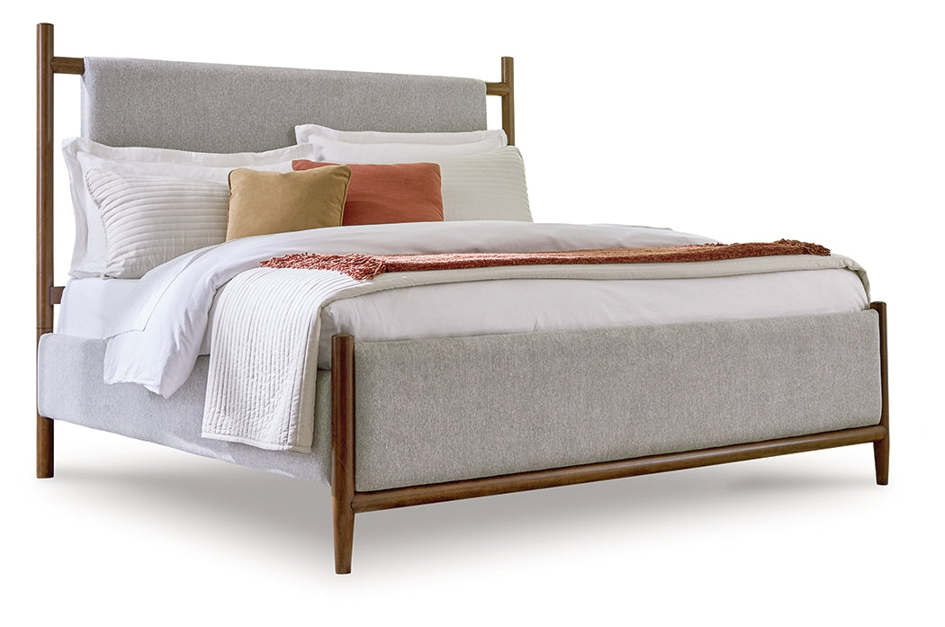 Lyncott Brown Queen Upholstered Panel Bed from Ashley Furniture - Luna Furniture
