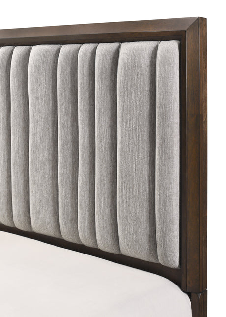Lakecrest Brown Bedroom Set from Crown Mark - Luna Furniture