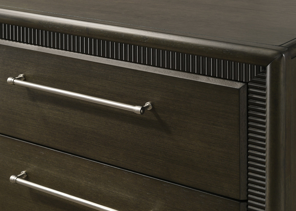 Saratoga Brown Dresser from Crown Mark - Luna Furniture