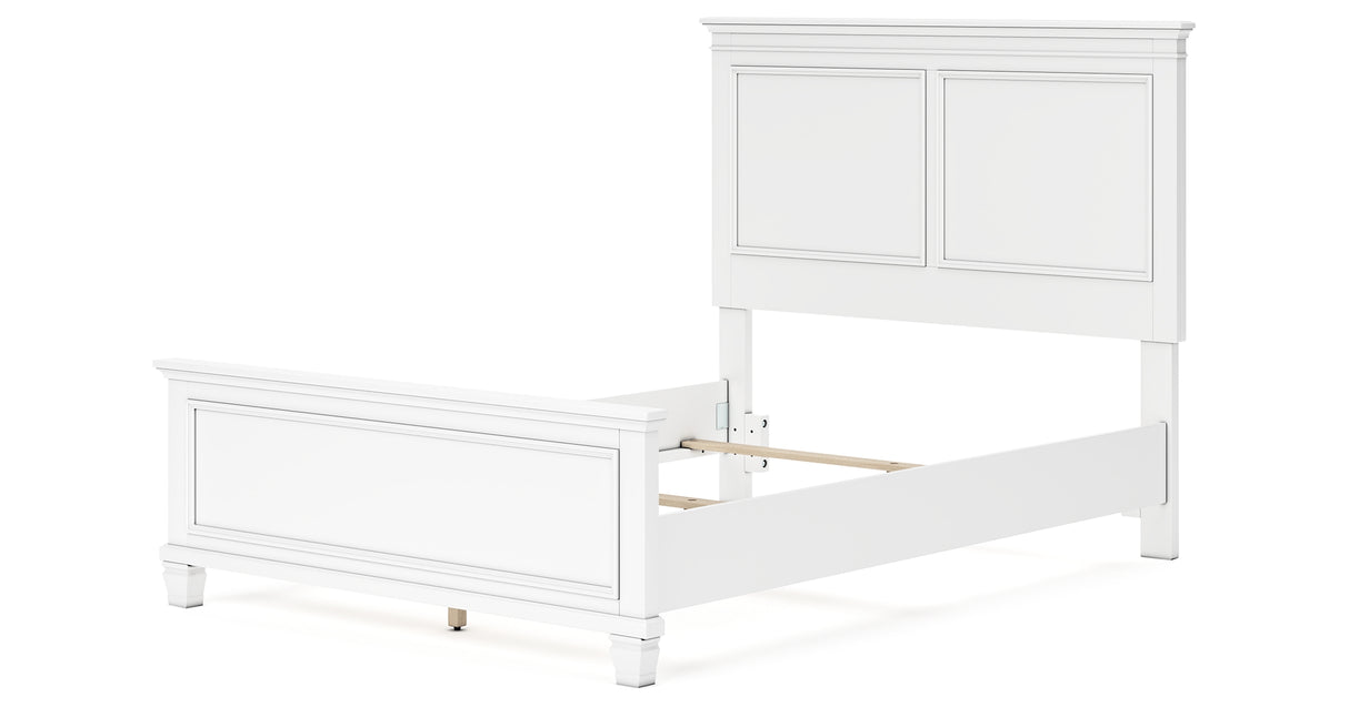 Fortman Full Panel Bed with Mirrored Dresser and 2 Nightstands in White from Ashley - Luna Furniture