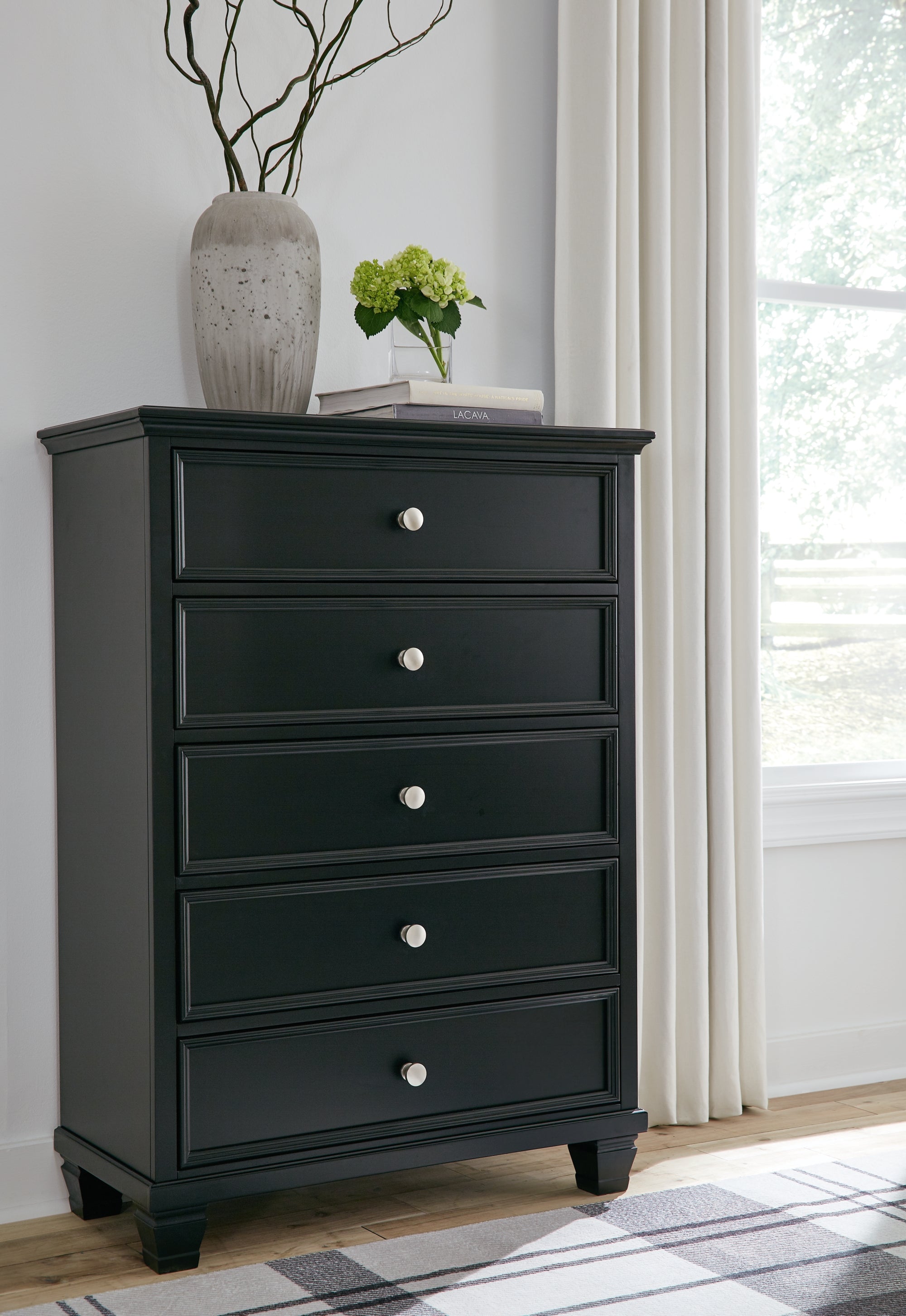 Lanolee Black Chest of Drawers - Luna Furniture