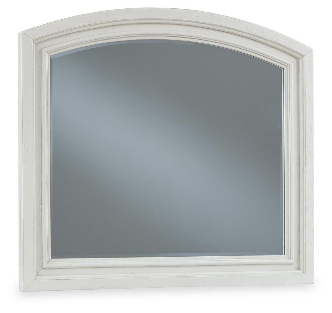Robbinsdale Antique White Dresser and Mirror from Ashley - Luna Furniture