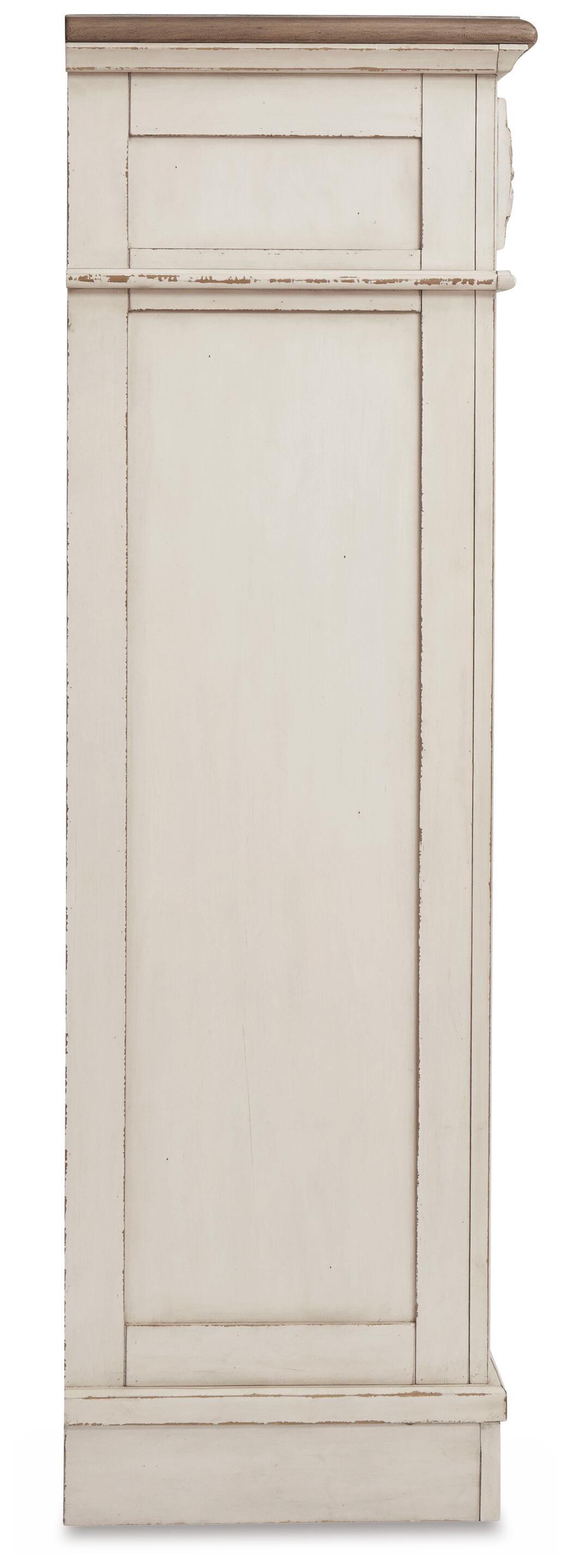 Realyn Two-tone Chest and 2 Nightstands