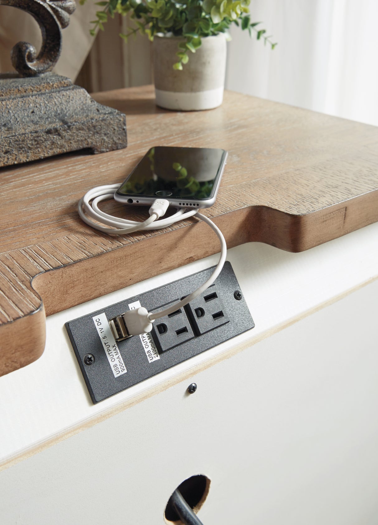 Realyn Two-tone Nightstand from Ashley - Luna Furniture