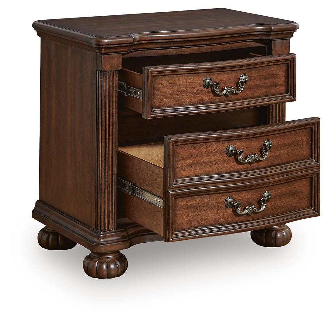 Lavinton Queen Poster Bed and 2 Nightstands from Ashley - Luna Furniture
